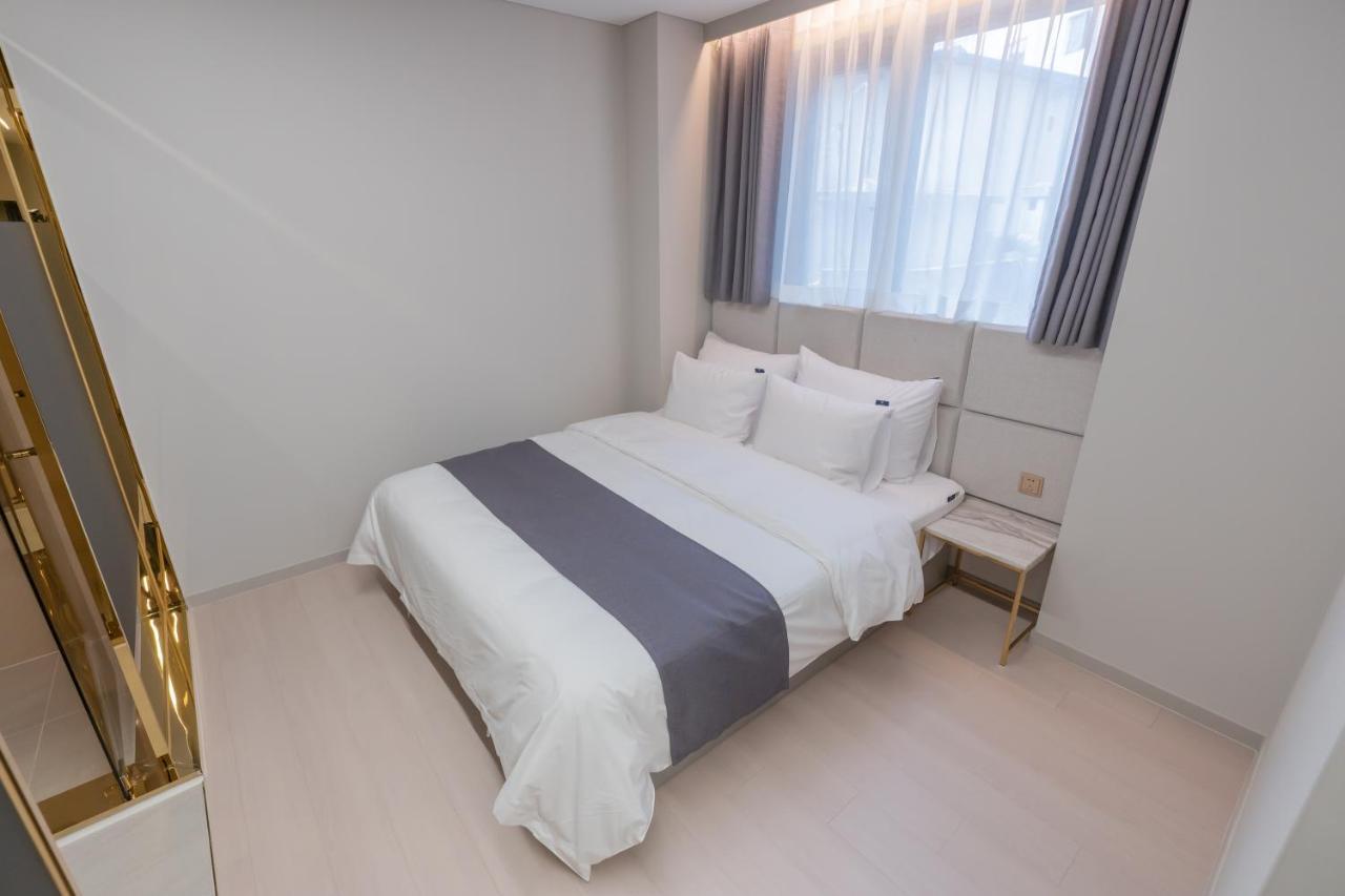 Denbasta Central Hotel Seomyeon Puszan Kültér fotó