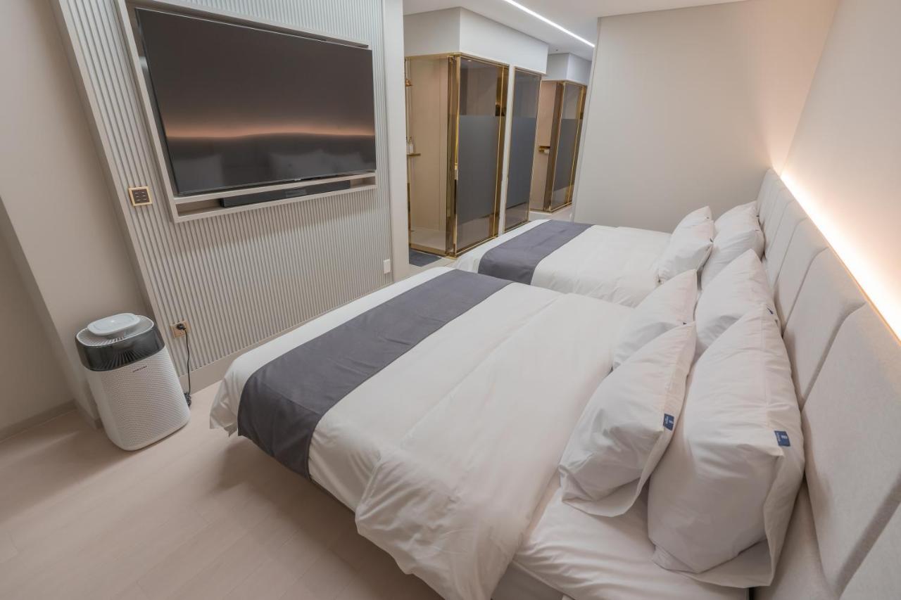 Denbasta Central Hotel Seomyeon Puszan Kültér fotó