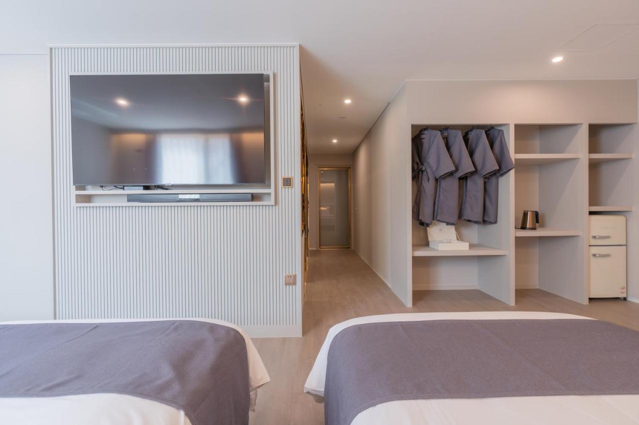 Denbasta Central Hotel Seomyeon Puszan Kültér fotó