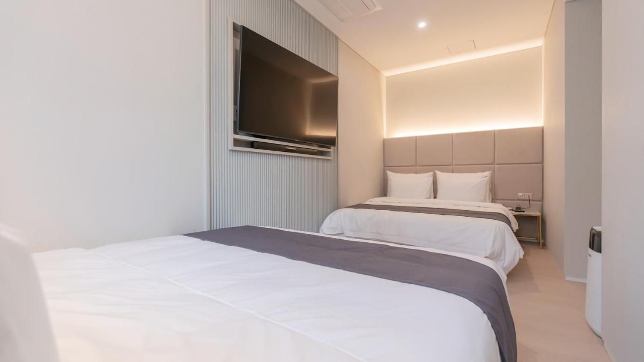 Denbasta Central Hotel Seomyeon Puszan Kültér fotó