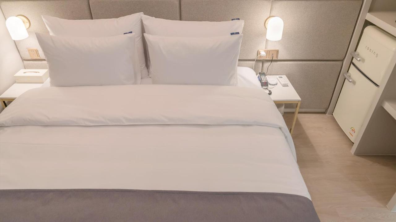 Denbasta Central Hotel Seomyeon Puszan Kültér fotó