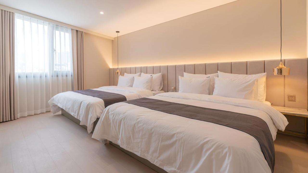 Denbasta Central Hotel Seomyeon Puszan Kültér fotó